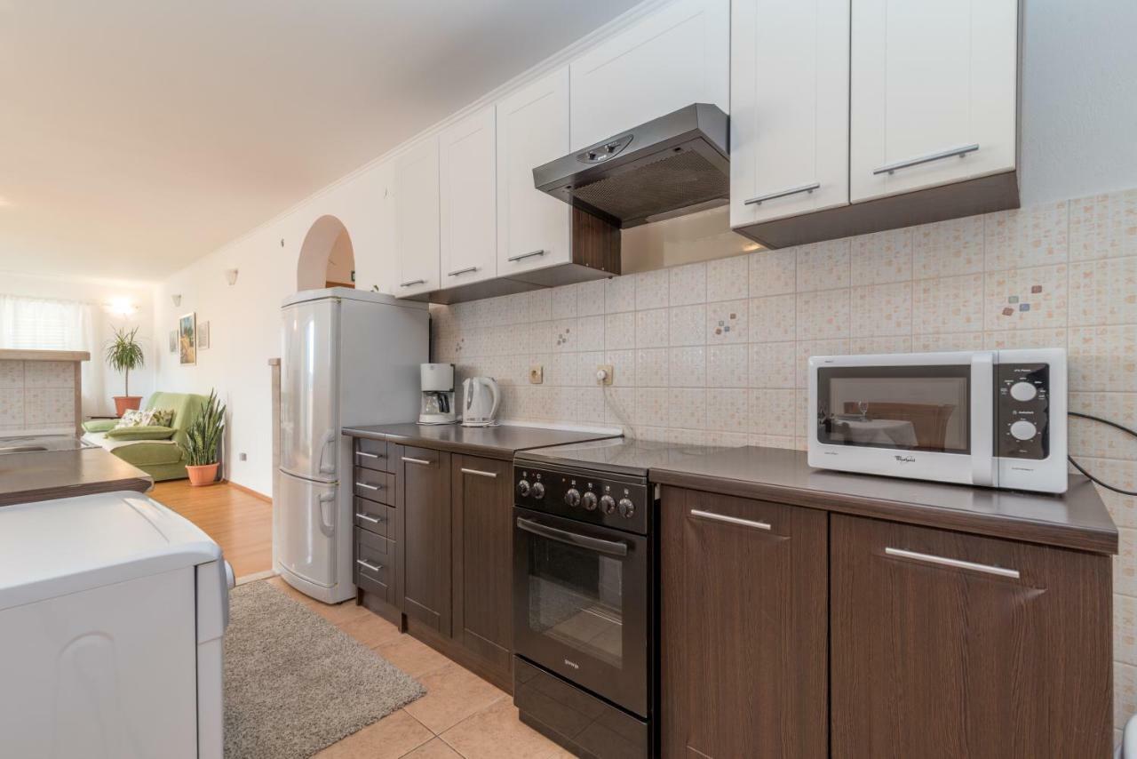 Apartments Vojin Trogir Ruang foto